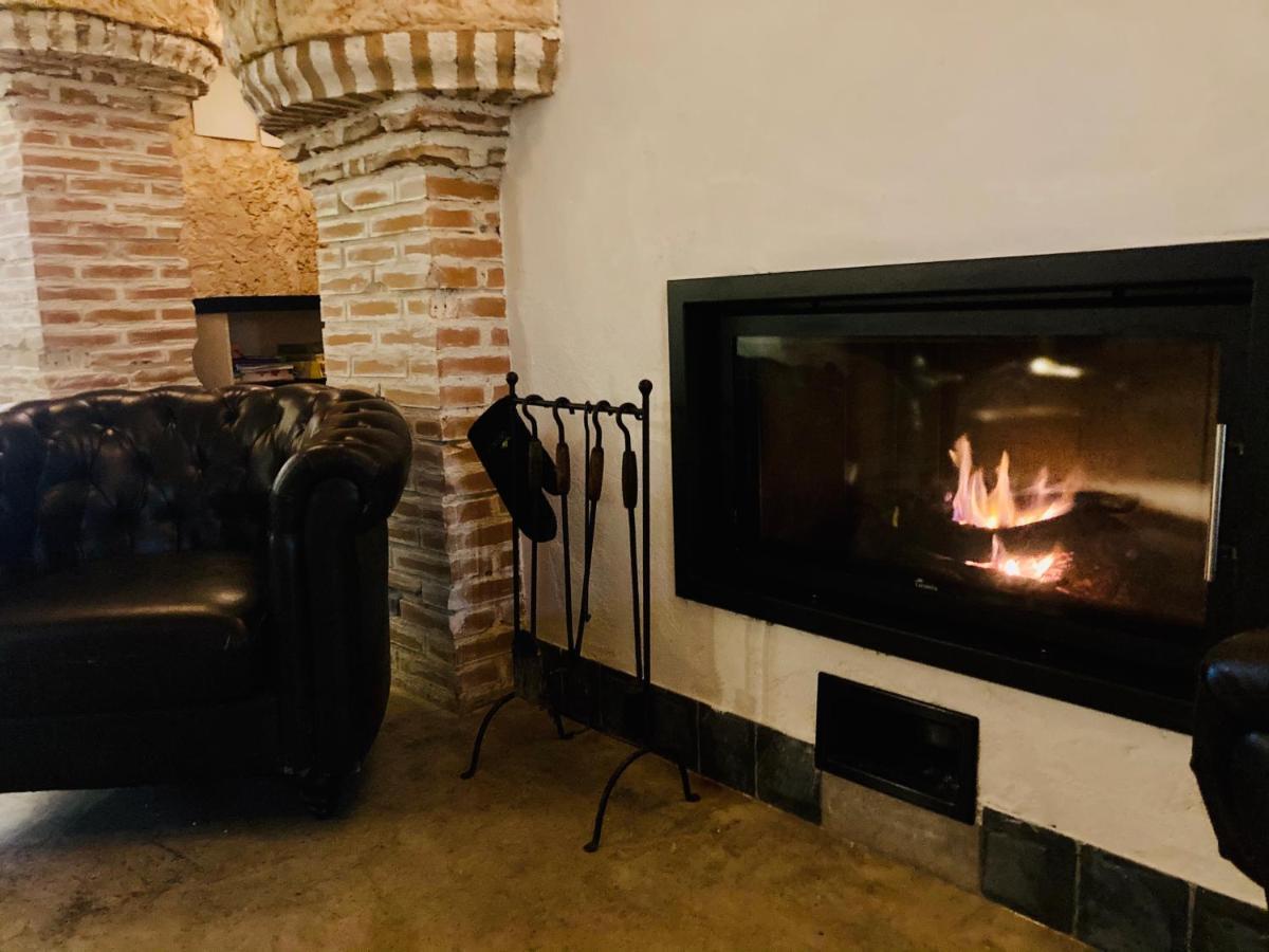 Casa Rural Cueva El Nido Casas de Fernando Alonso ภายนอก รูปภาพ