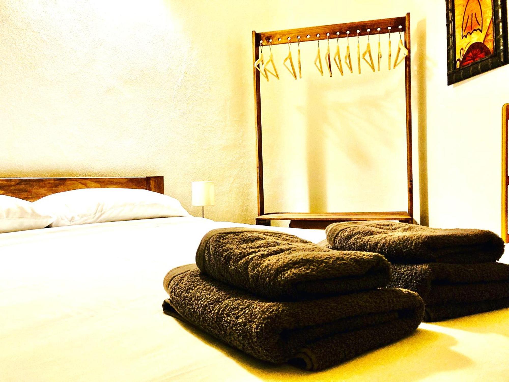 Casa Rural Cueva El Nido Casas de Fernando Alonso ภายนอก รูปภาพ
