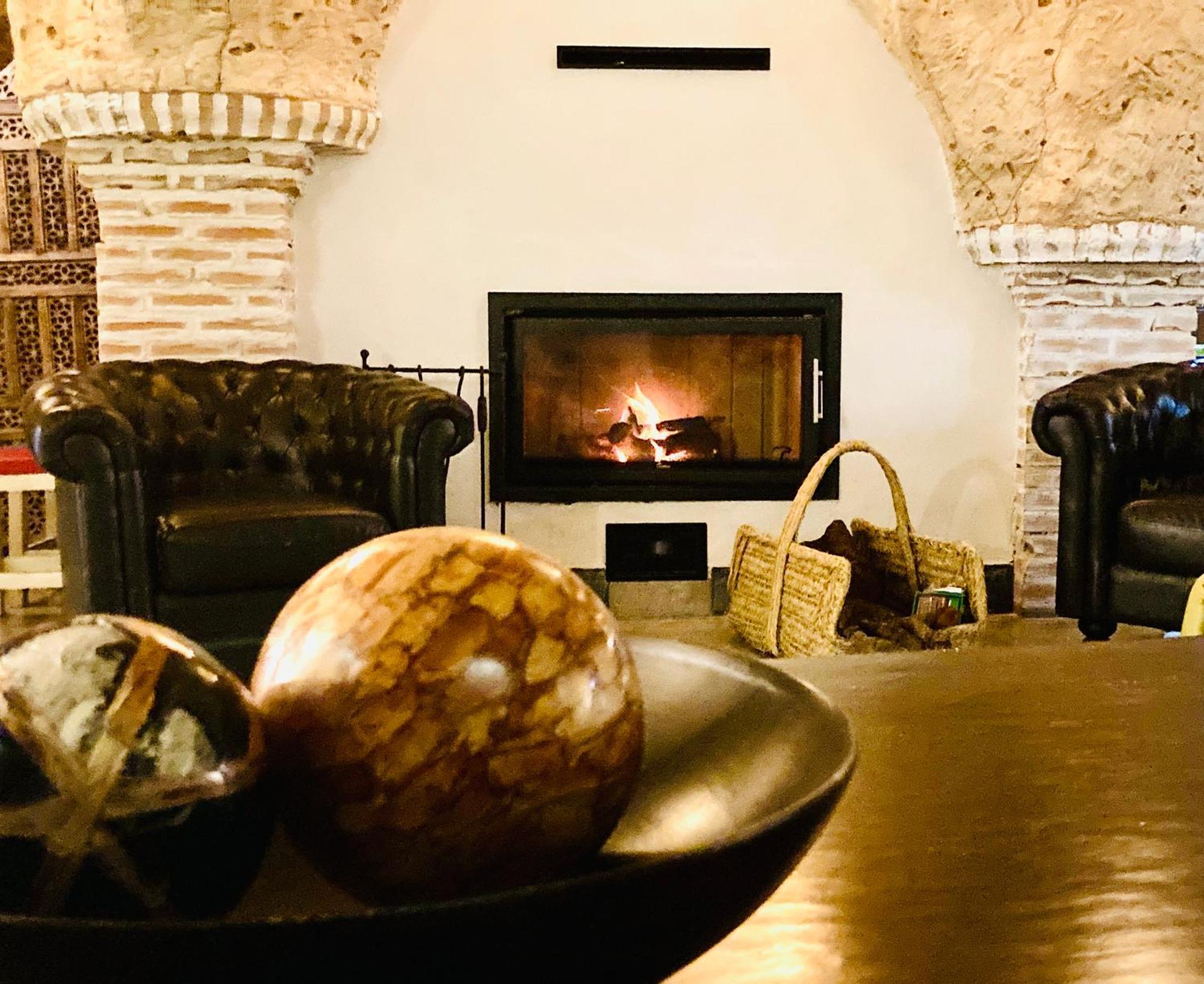 Casa Rural Cueva El Nido Casas de Fernando Alonso ภายนอก รูปภาพ