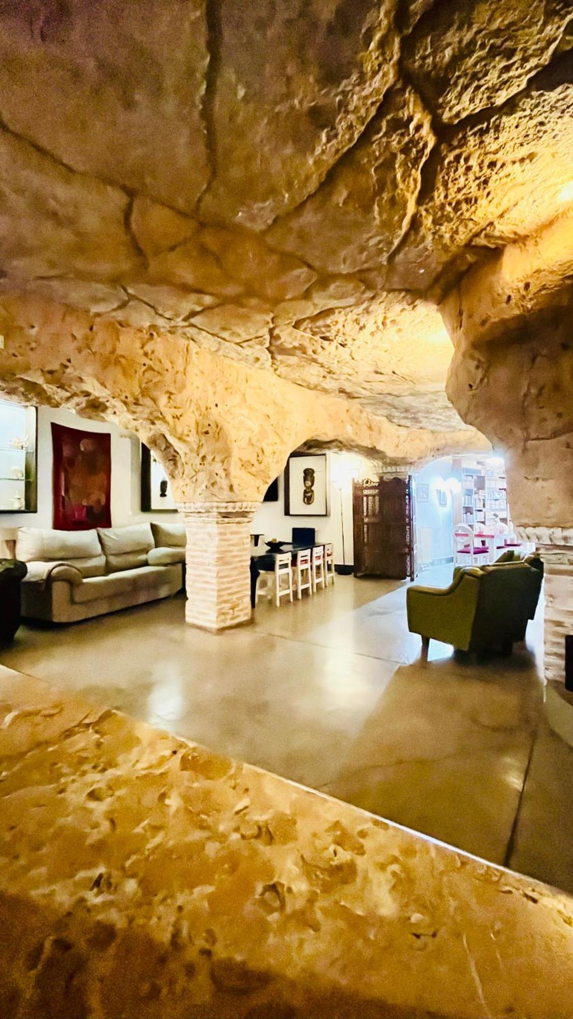 Casa Rural Cueva El Nido Casas de Fernando Alonso ภายนอก รูปภาพ