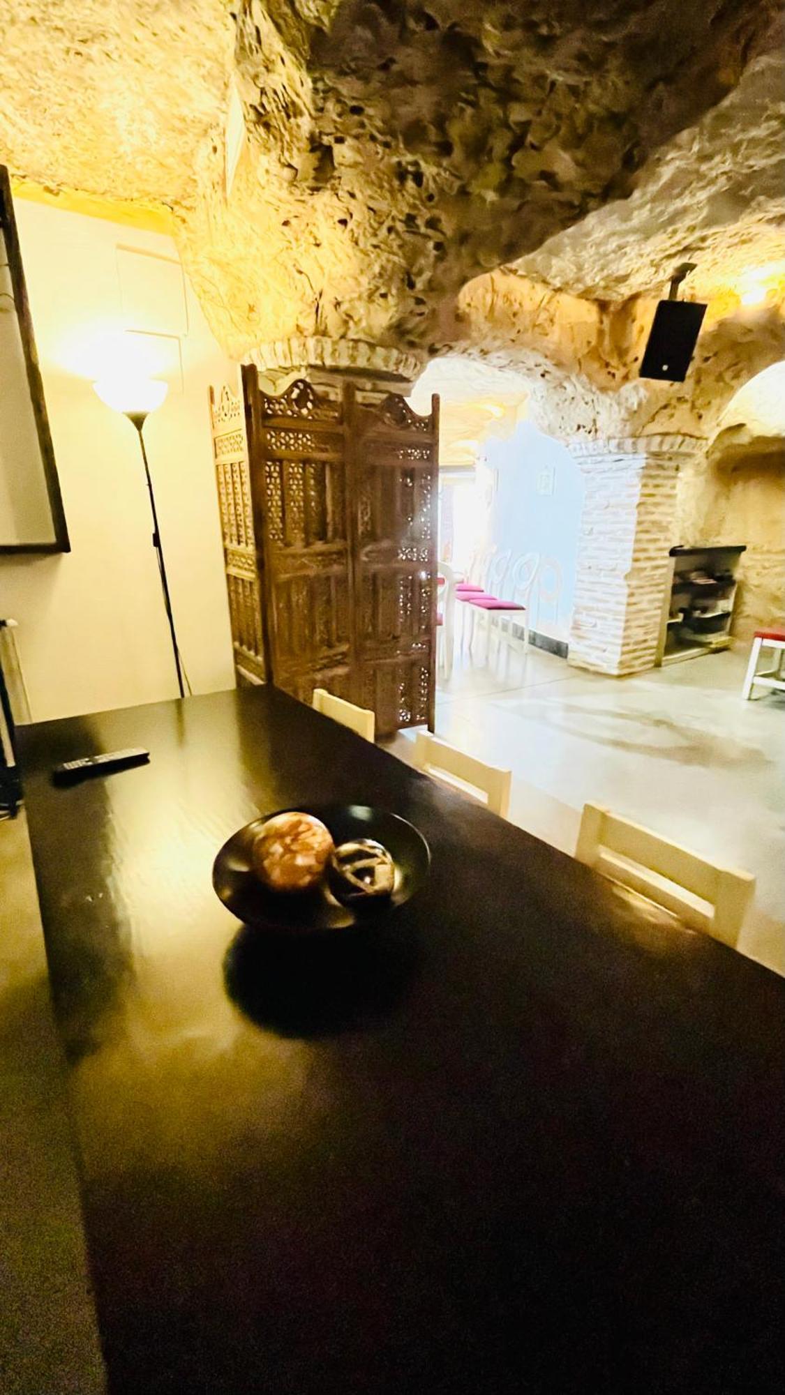 Casa Rural Cueva El Nido Casas de Fernando Alonso ภายนอก รูปภาพ